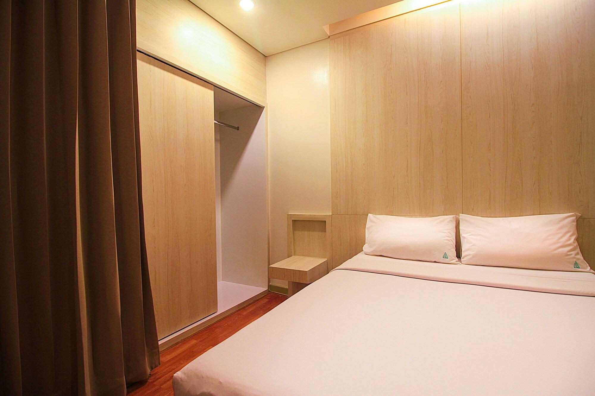 Ten Stars Hotel Bangkok Esterno foto