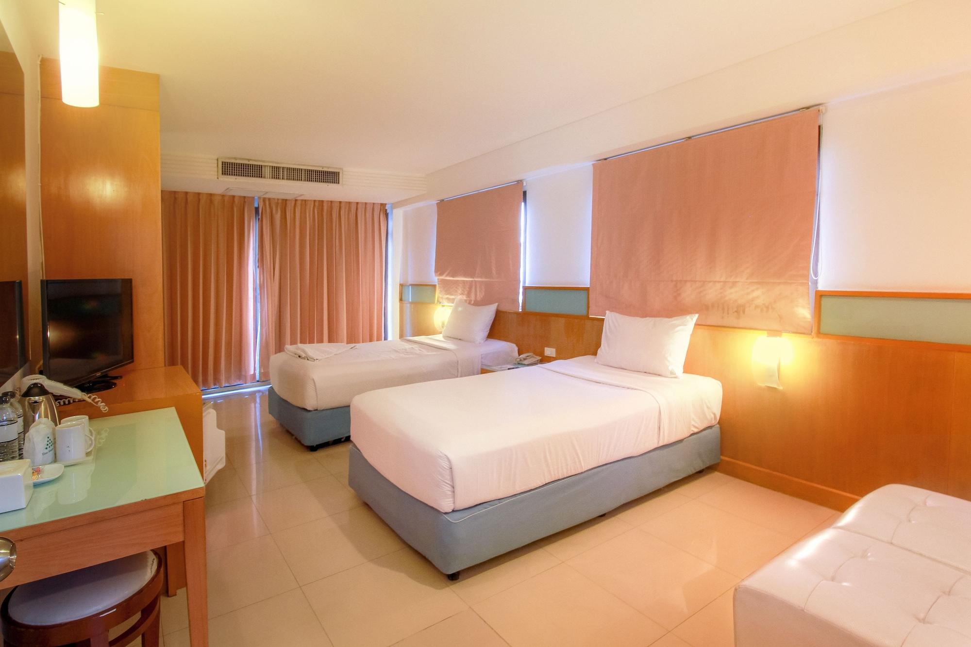 Ten Stars Hotel Bangkok Esterno foto